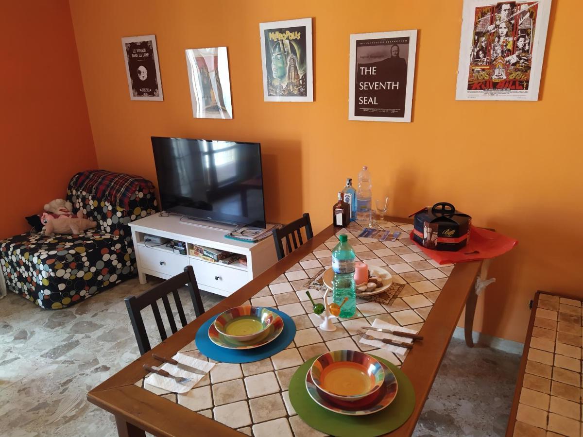 Vesuvio Corner - Spacious And Colorful Apartment In San Giorgio, Very Close To Napoli, Ideal For Families And Groups, Close To Pompeii, Sorrento... San Giorgio a Cremano Exterior photo